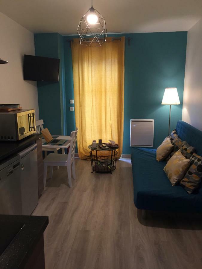 شقة Les Meubles De Luchon - La Perle Bleue - Centre Luchon, Beau T2, 2 A 4 Personnes, Wifi Bagnères-de-Luchon المظهر الخارجي الصورة